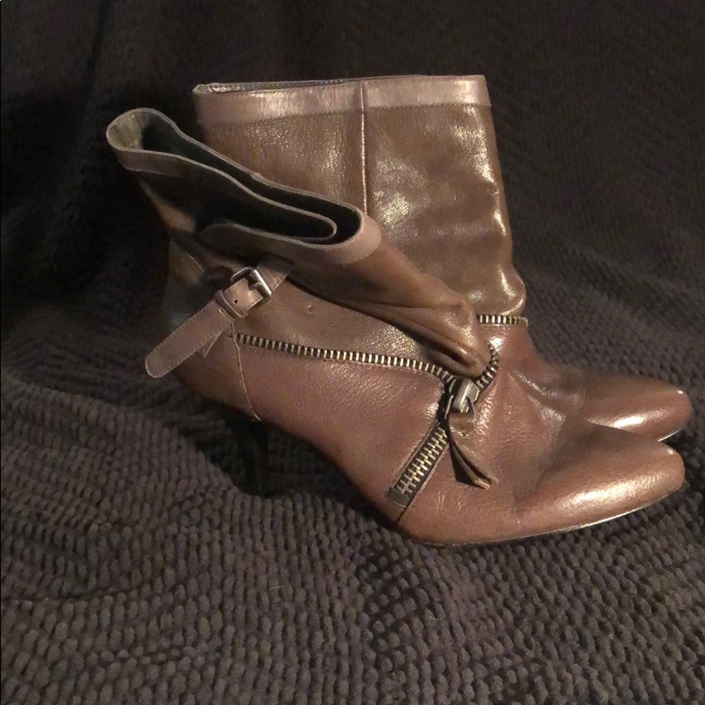 Gray zipper booties